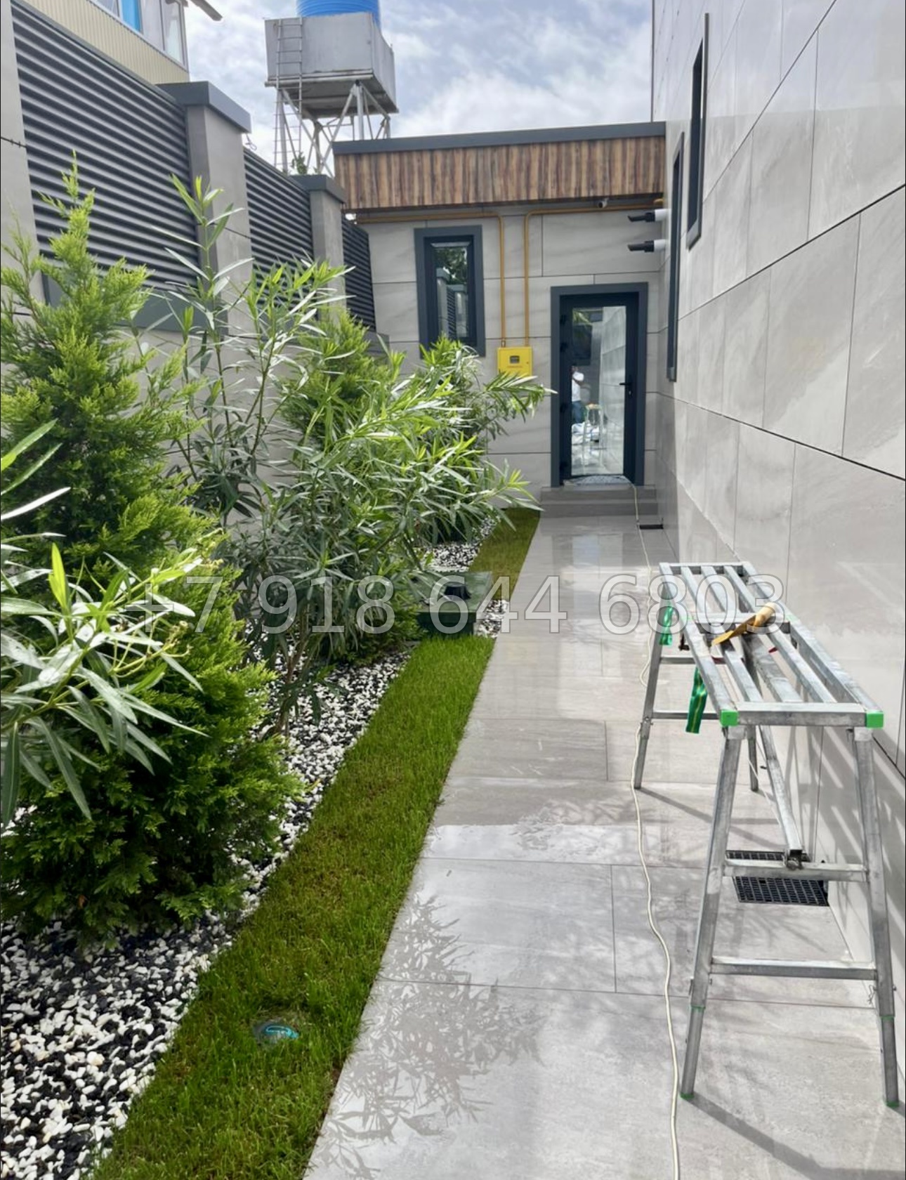 № 32 М. Современный коттедж с бассейном в Адлере  - миниатюра 16