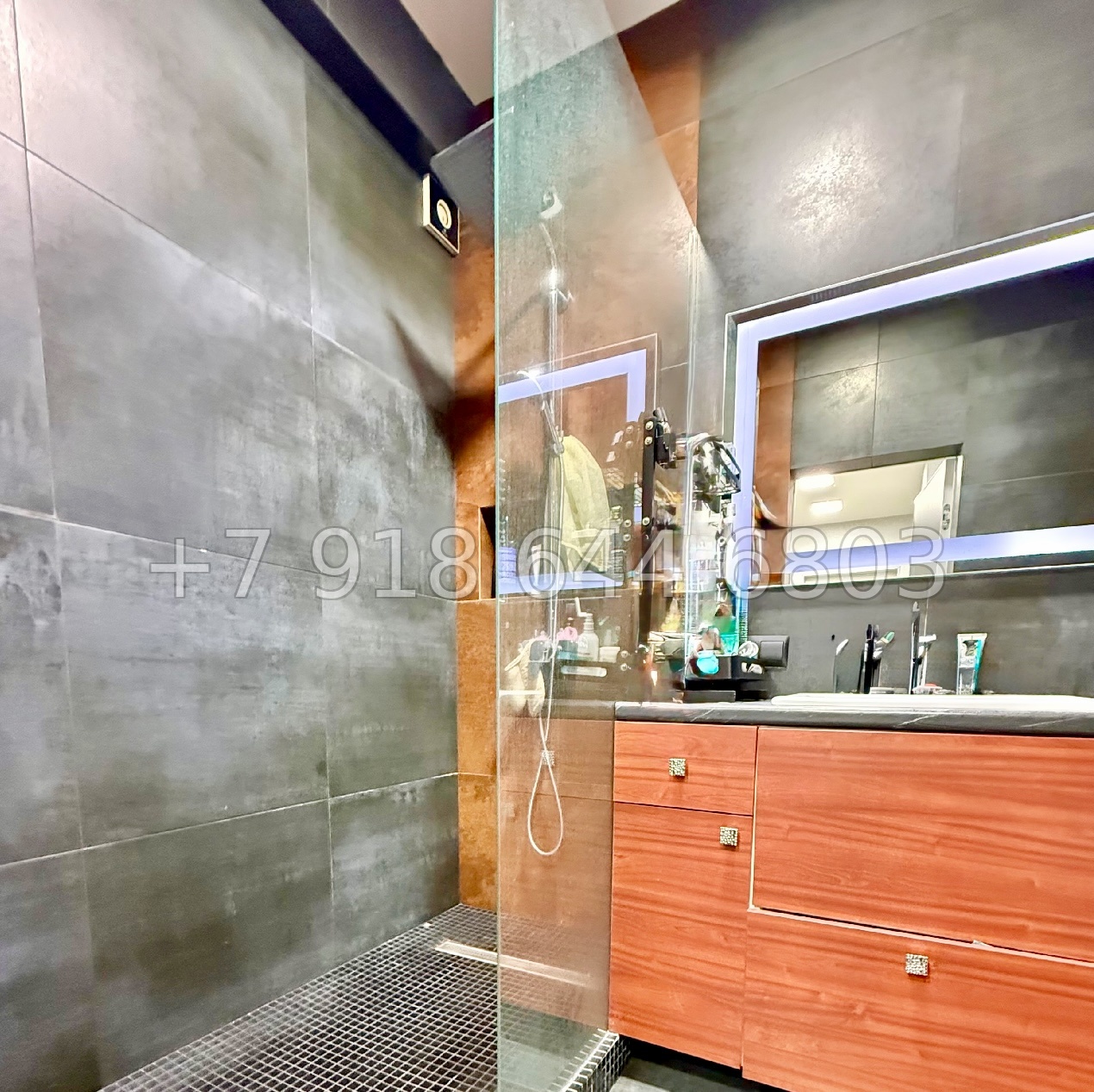 № 267 р. Четырехкомнатная квартира в Сочи. Бассейн на крыше  - миниатюра 19