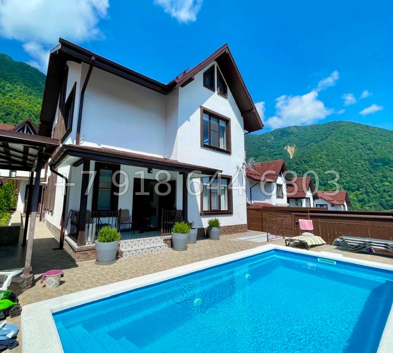 № 62в. Дом на Красной Поляне с бассейном. - миниатюра 1