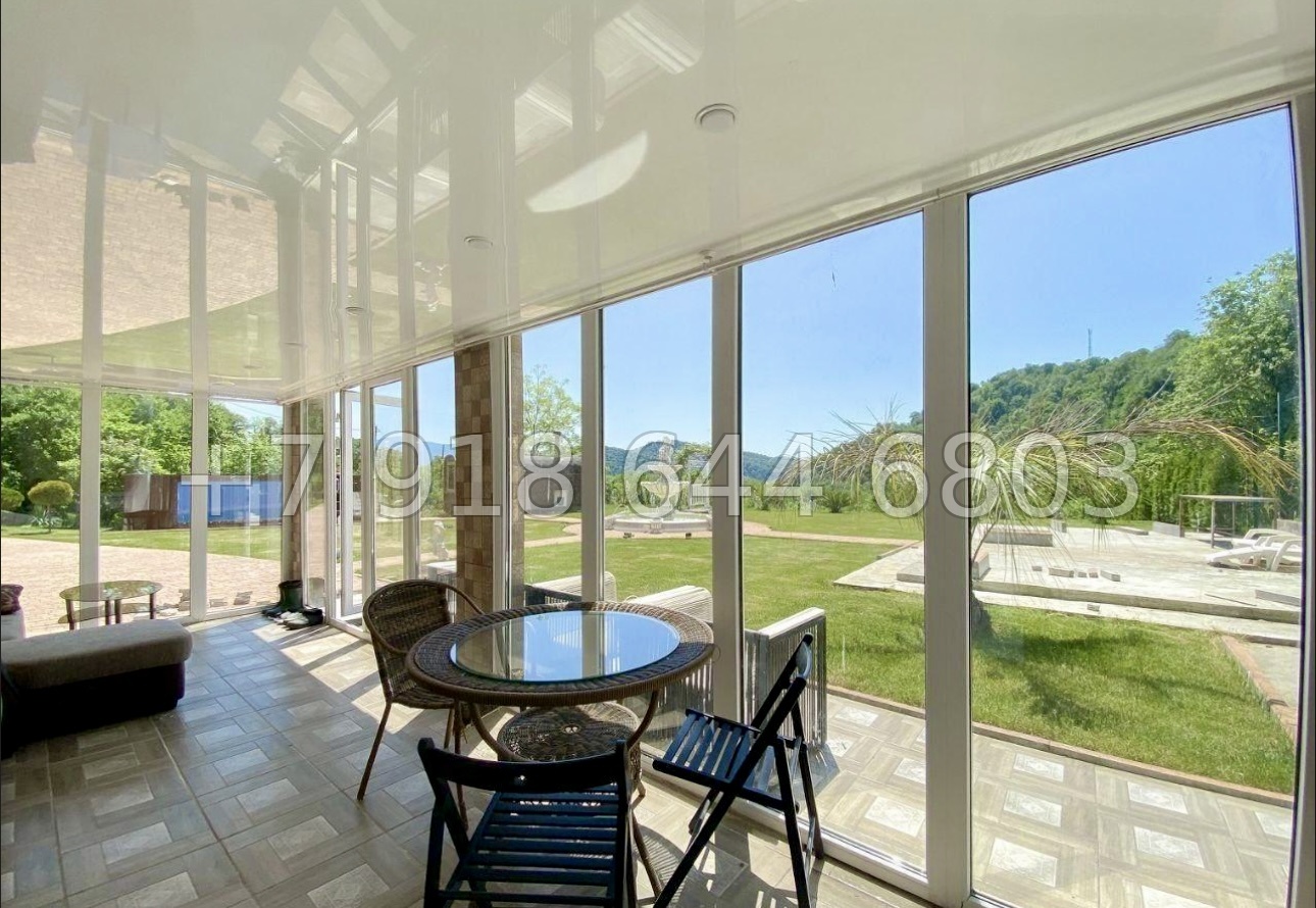 № 72 Б. Дом с озером с карпами в Адлере  - миниатюра 17