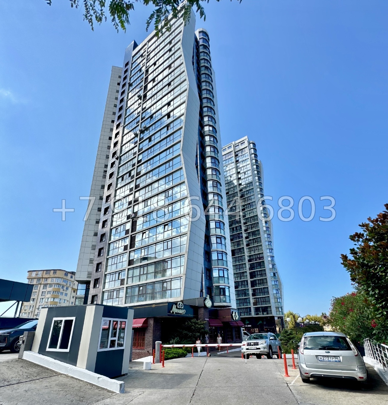 № 151р. Трёхкомнатная Квартира у парка Ривьера в центре города Сочи  - миниатюра 20