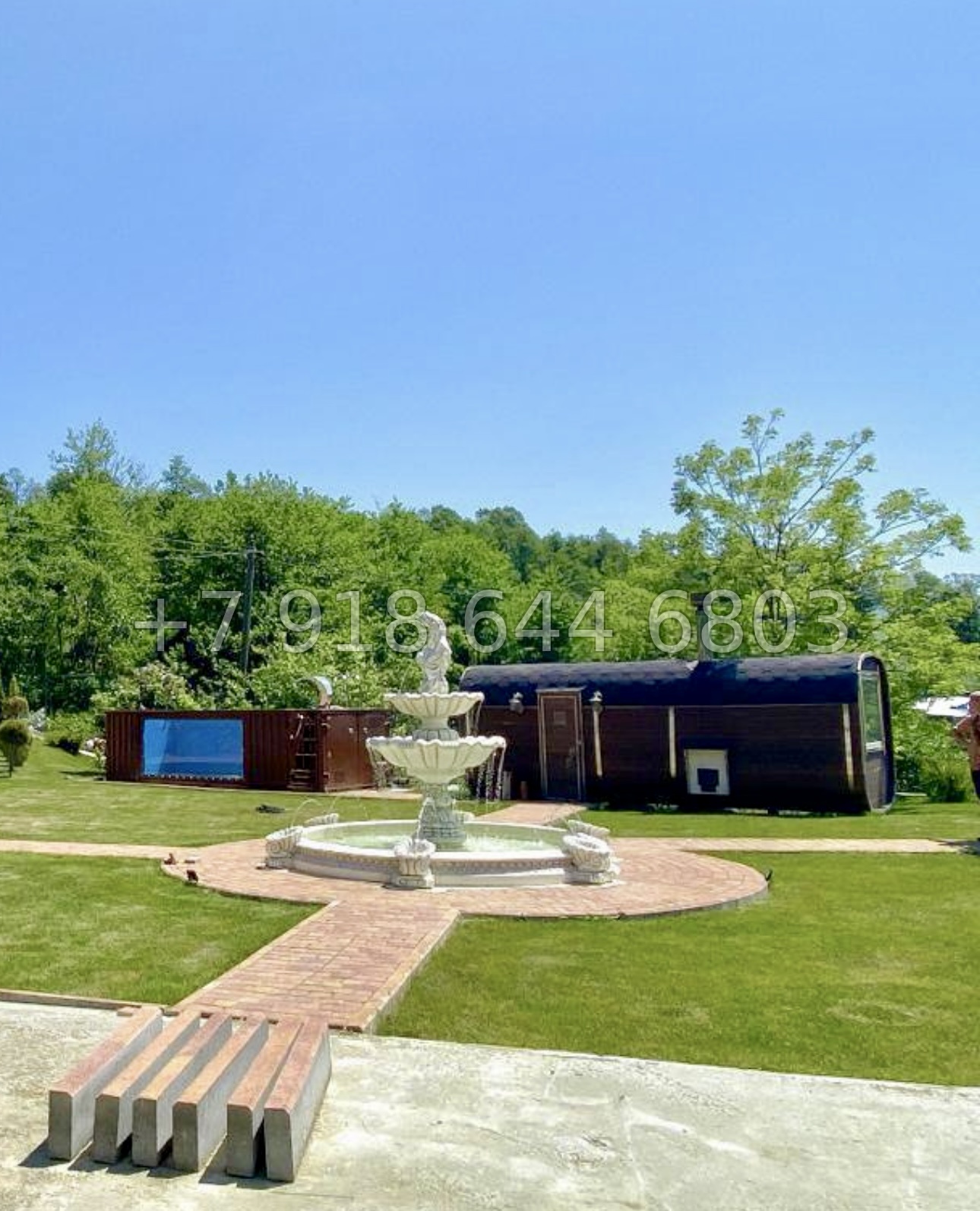 № 72 Б. Дом с озером с карпами в Адлере  - миниатюра 16