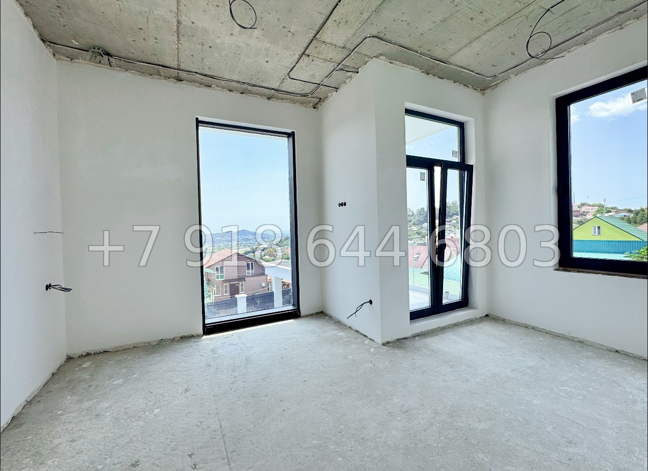 № 10 В. дом с бассейном в Адлере  - миниатюра 6