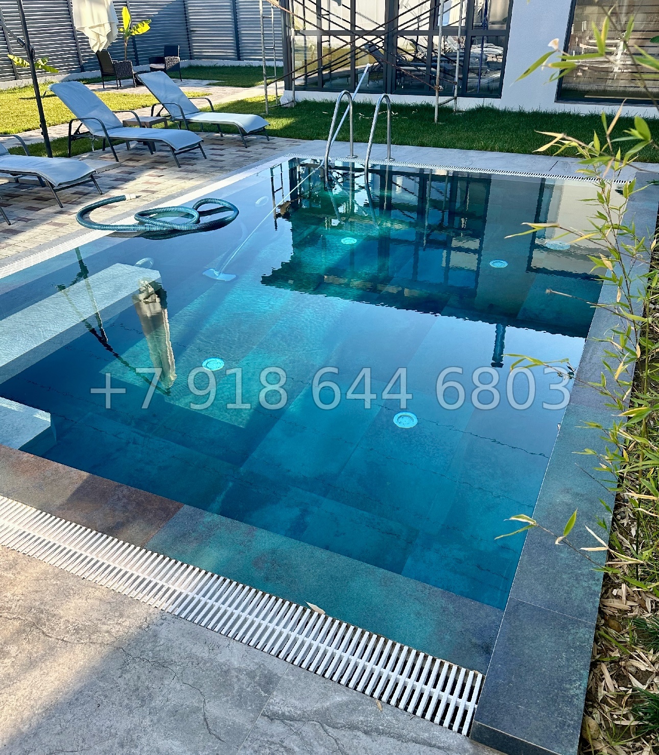 № 46 в. Дом рядом с Сириусом в Адлере. Два дома с двумя бассейнами и двумя банями - миниатюра 9