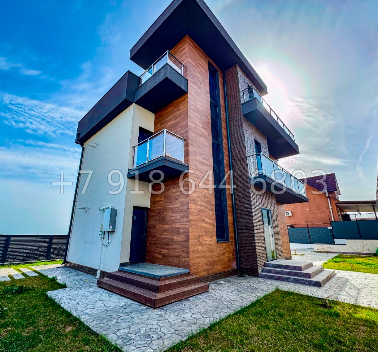 № 102 А. Дом в Адлере  - миниатюра 1