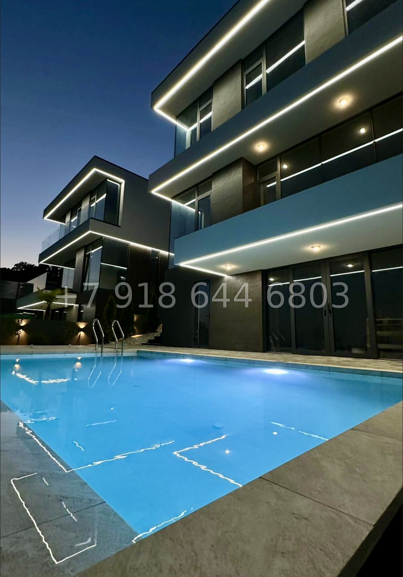 № 18 В. Два роскошных дома с бассейном и с прямым видом на море в Сочи  - миниатюра 9