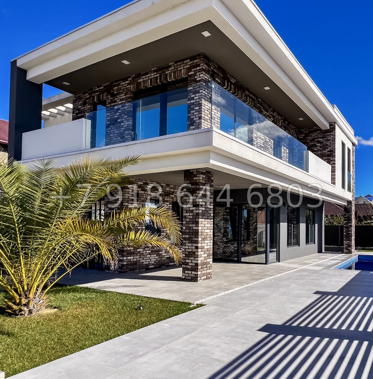 № 44 Б. Дом с гаражом и бассейном в Адлере  - миниатюра 5