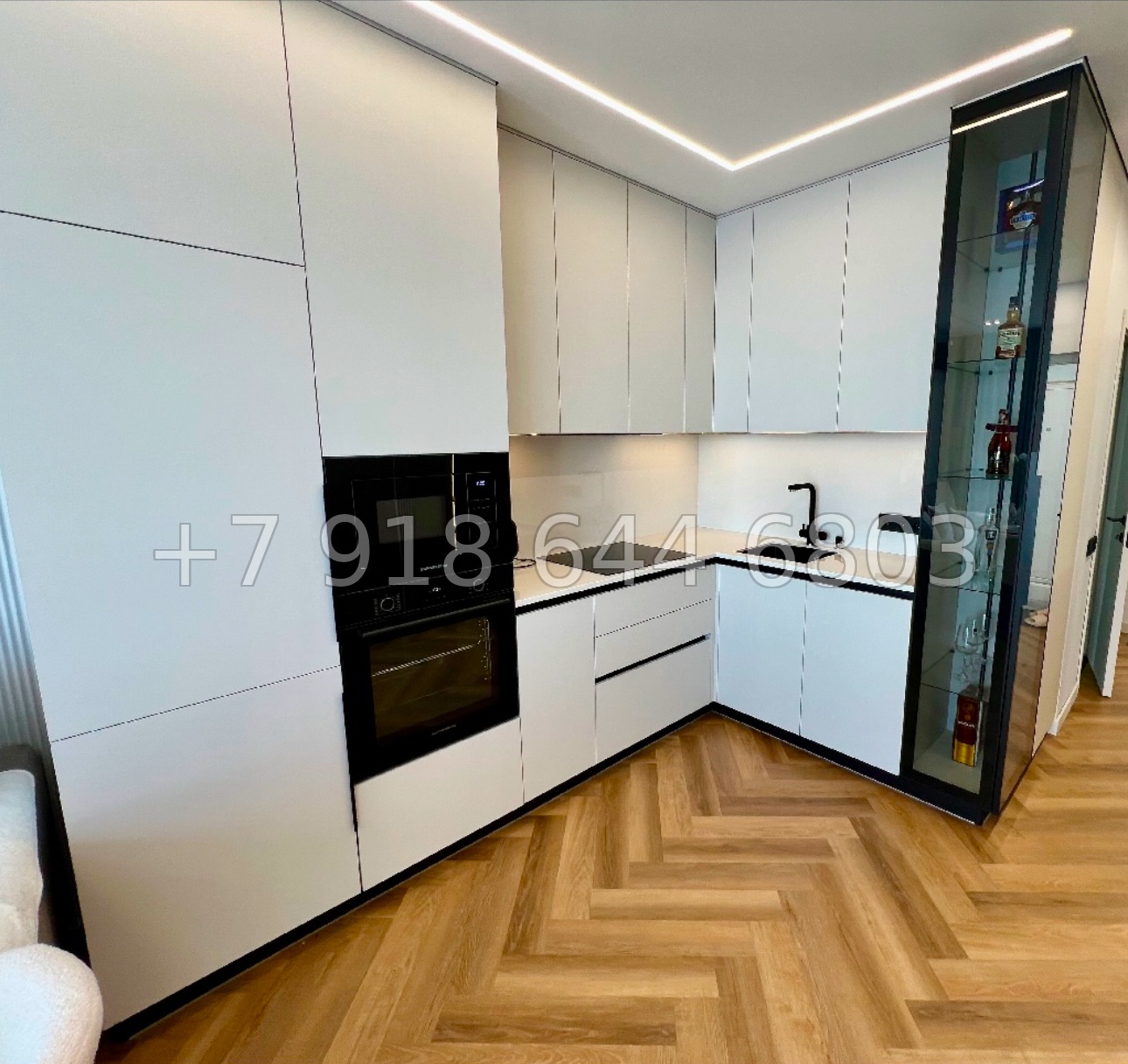 № 375 р. Трёхкомнатная квартира с прямым видом на Чёрное море в городе Сочи  - миниатюра 15