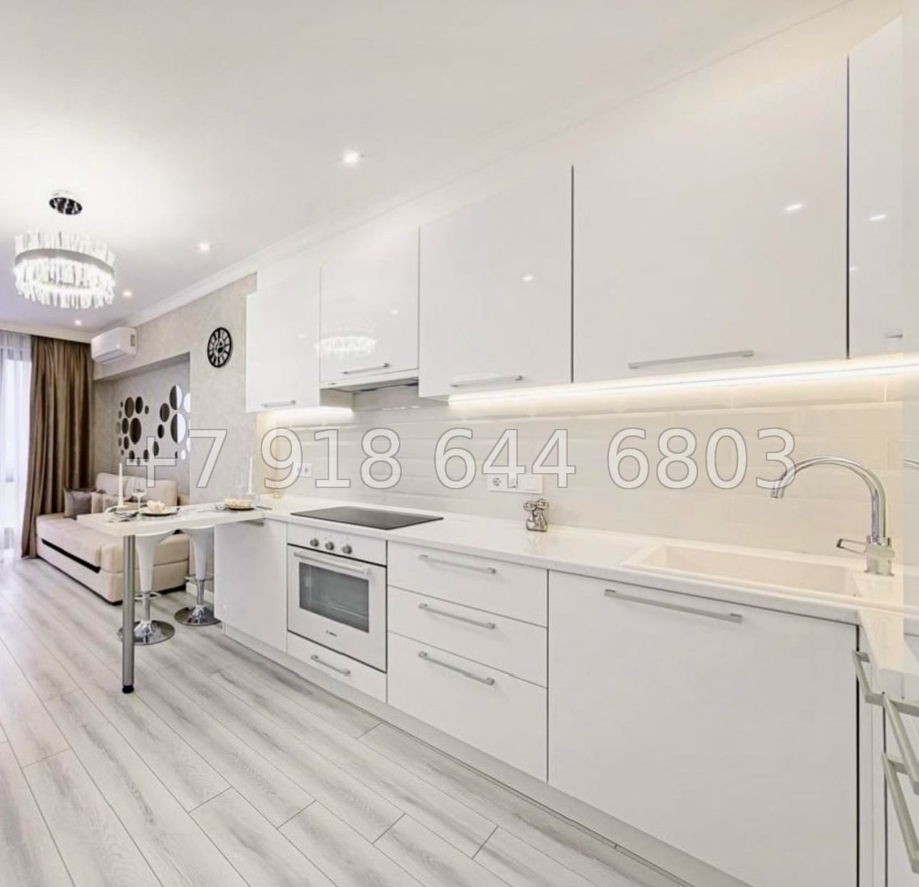 № 465 р. Квартира в центре города Сочи  - миниатюра 1