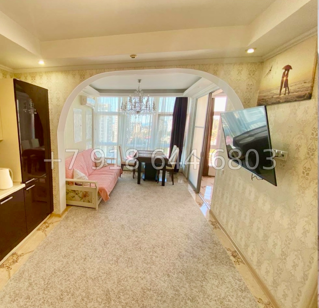 № 227 р. Квартира в самом центре города в Сочи  - миниатюра 3