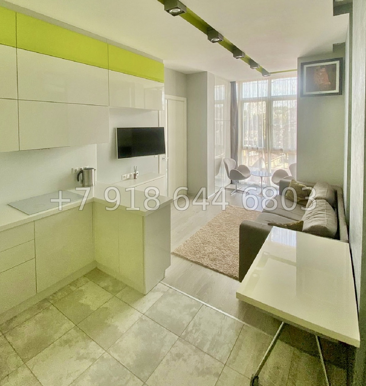 № 387 р. Квартира в центре города в Сочи  - миниатюра 4