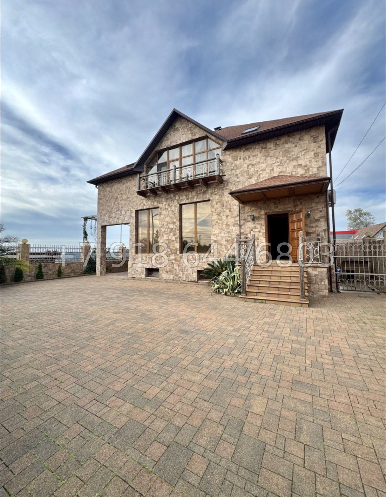 № 5 М. Дом с бассейном в Адлере  - миниатюра 3