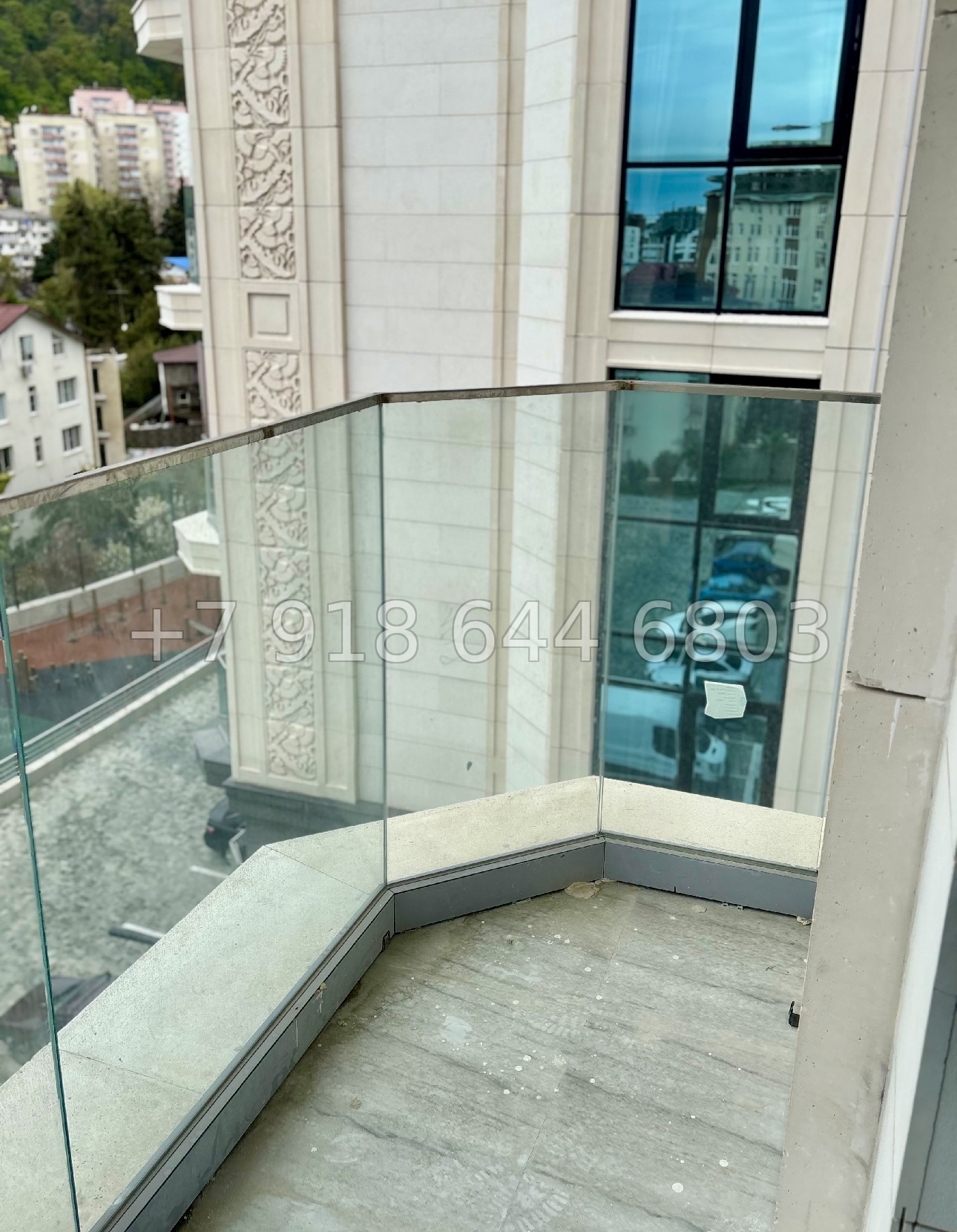 № 541 р. Квартира с видом на бассейн у моря - миниатюра 13