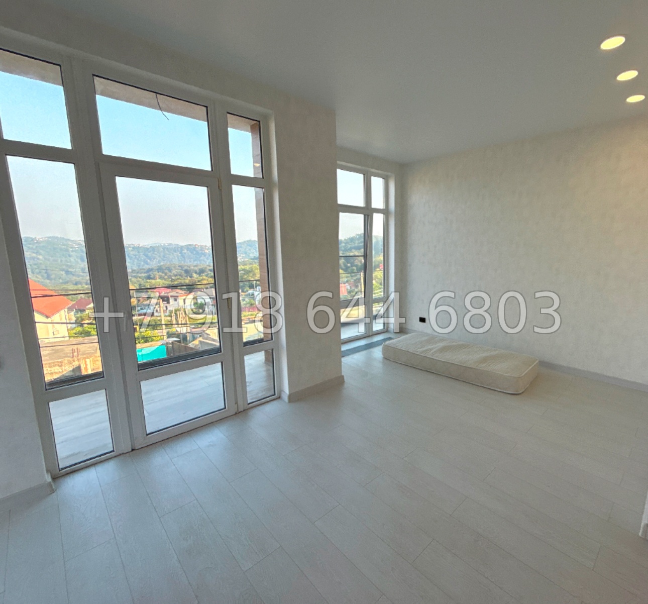 № 220 Б. Дом в Сочи Каштанах  - миниатюра 10