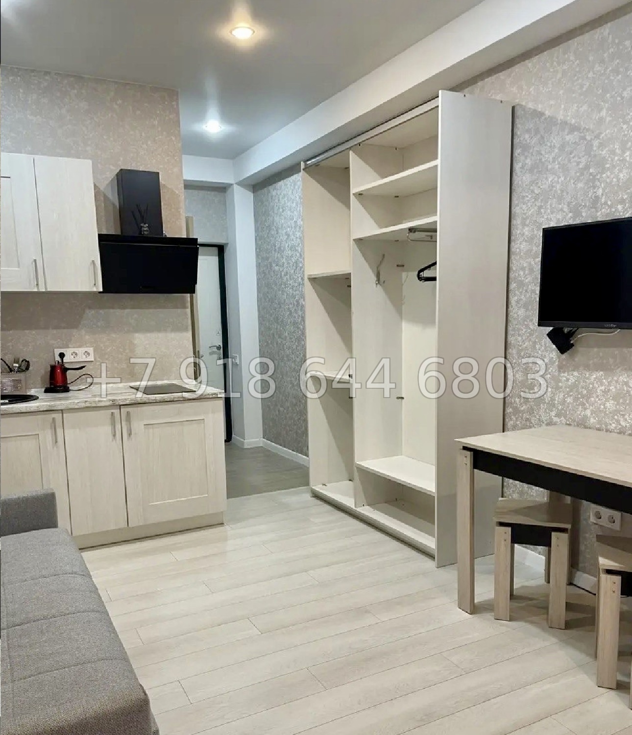 № 65х. Жилье с бассейном и с ремонтом в Адлере  - миниатюра 9