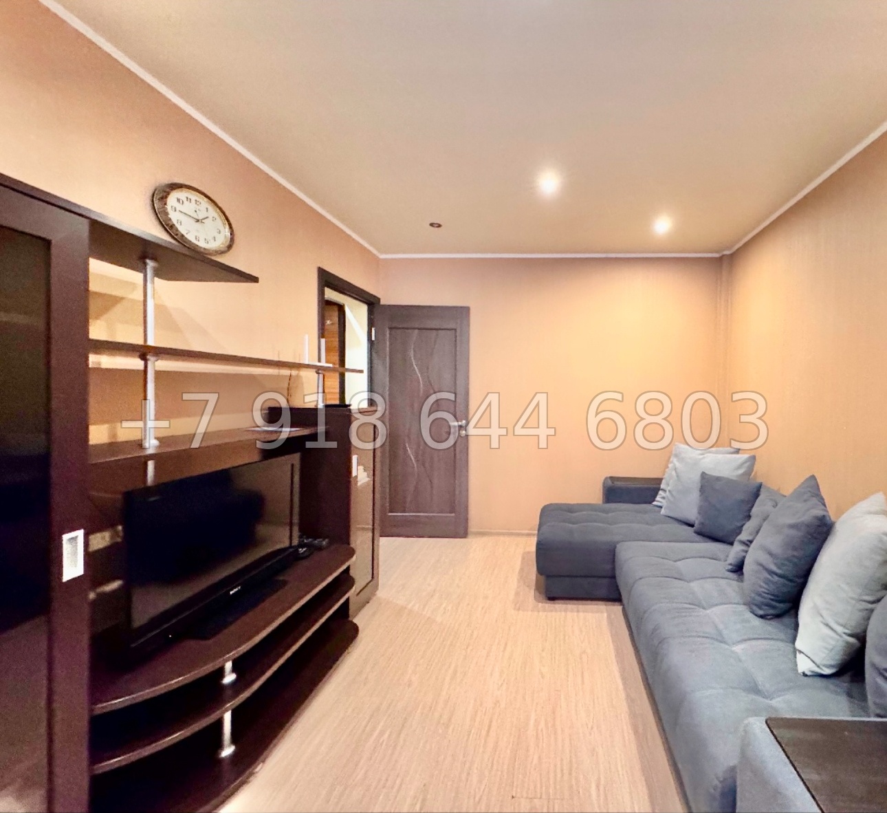 № 451 р. Двухкомнатная в центре города Сочи  - миниатюра 11