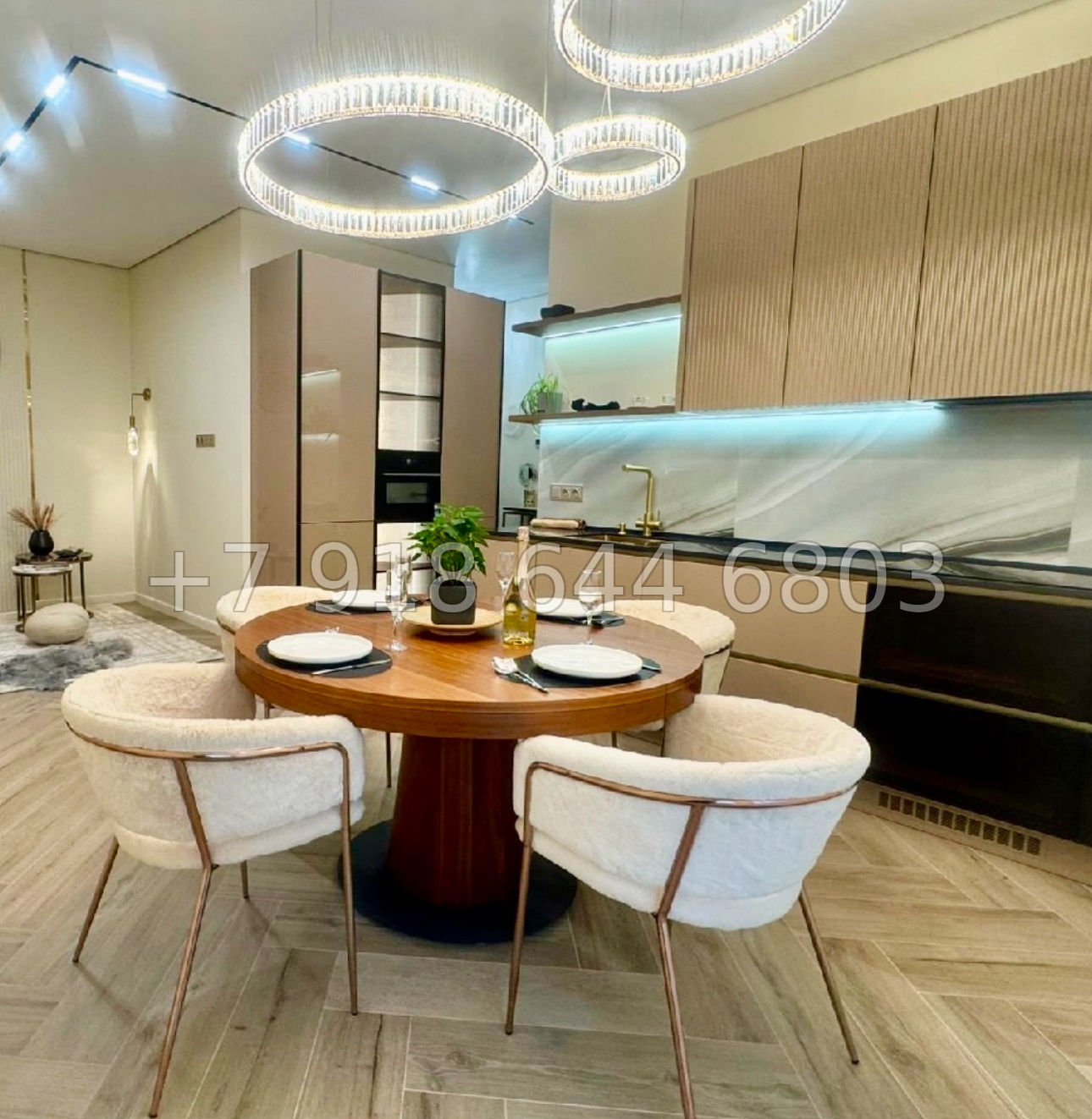 № 53 г. Трёхкомнатная квартира в центре города Ялты  - миниатюра 2