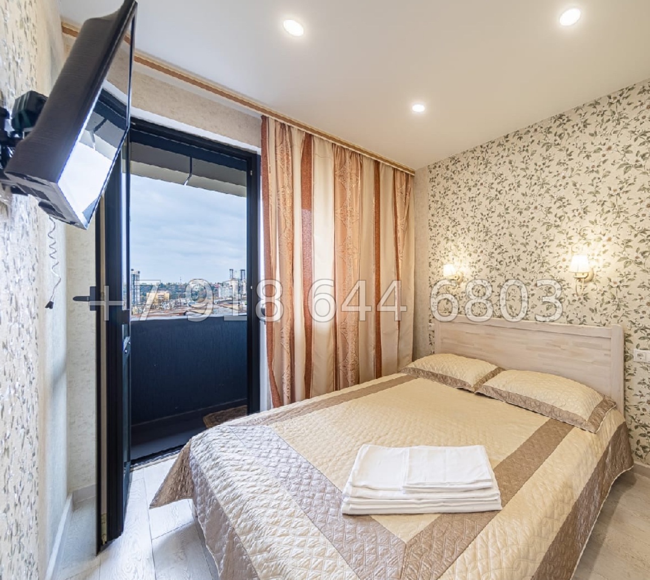 № 300 р. Квартира в доме Бизнес класса в центре города Сочи  - миниатюра 1