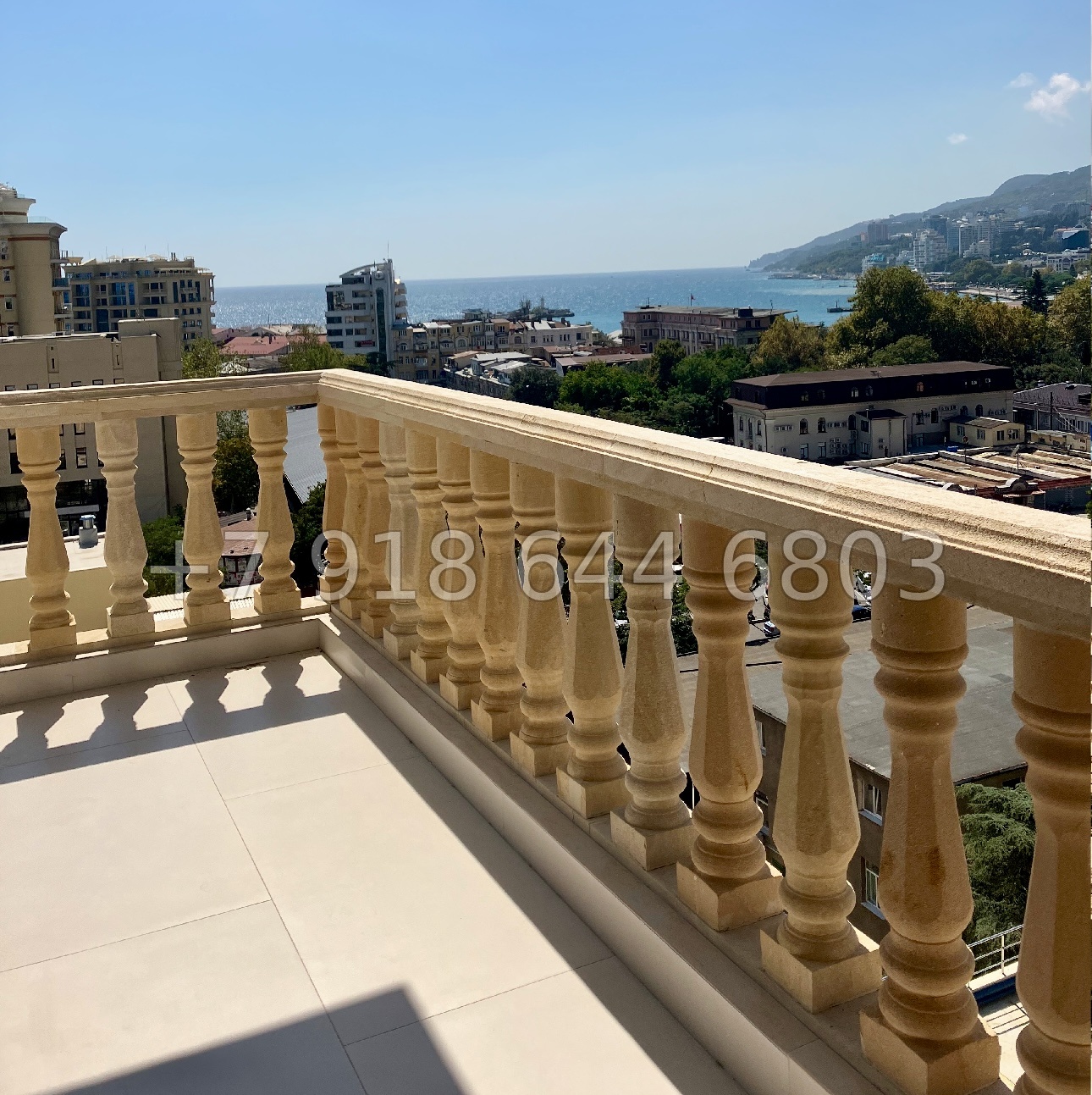 № 53 г. Трёхкомнатная квартира в центре города Ялты  - миниатюра 30