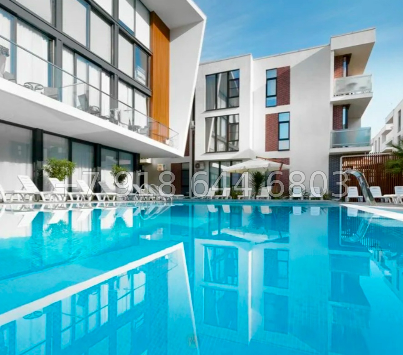 № 185 р. Квартира в Сочи с бассейном  - миниатюра 1