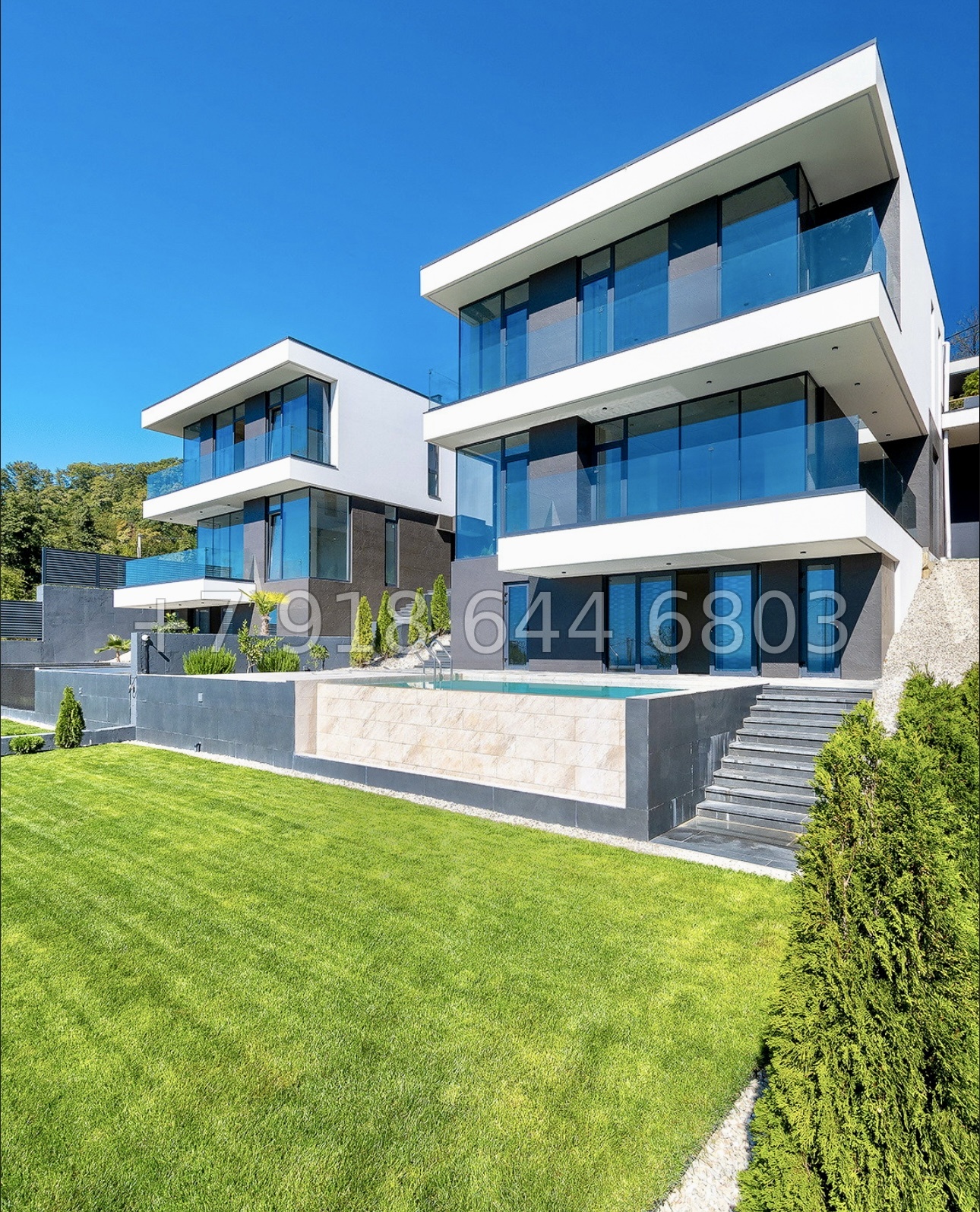 № 18 В. Два роскошных дома с бассейном и с прямым видом на море в Сочи  - миниатюра 1