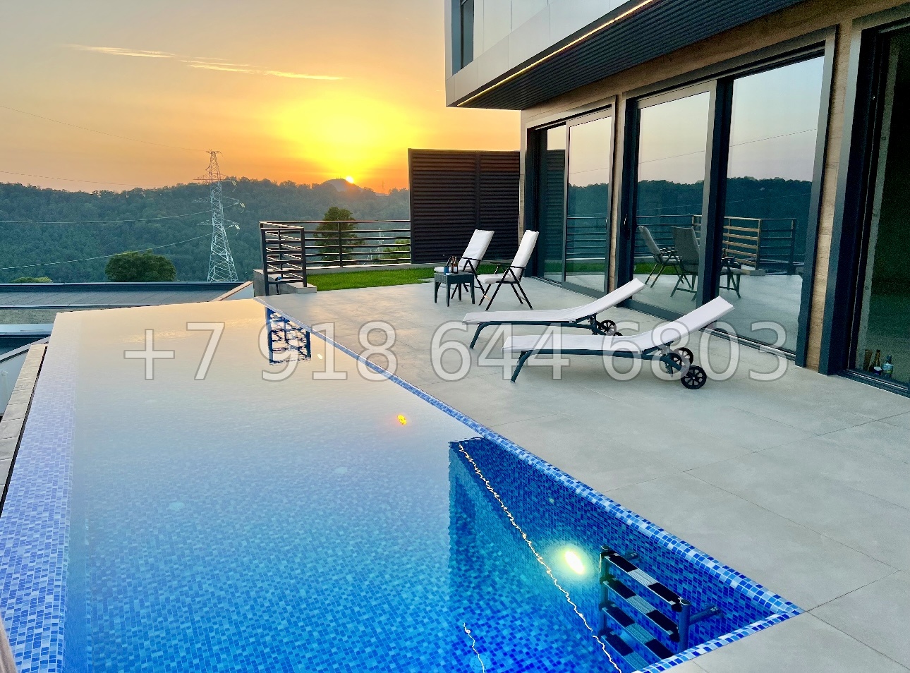 № 144 Б. Два дома в Адлере  - миниатюра 12