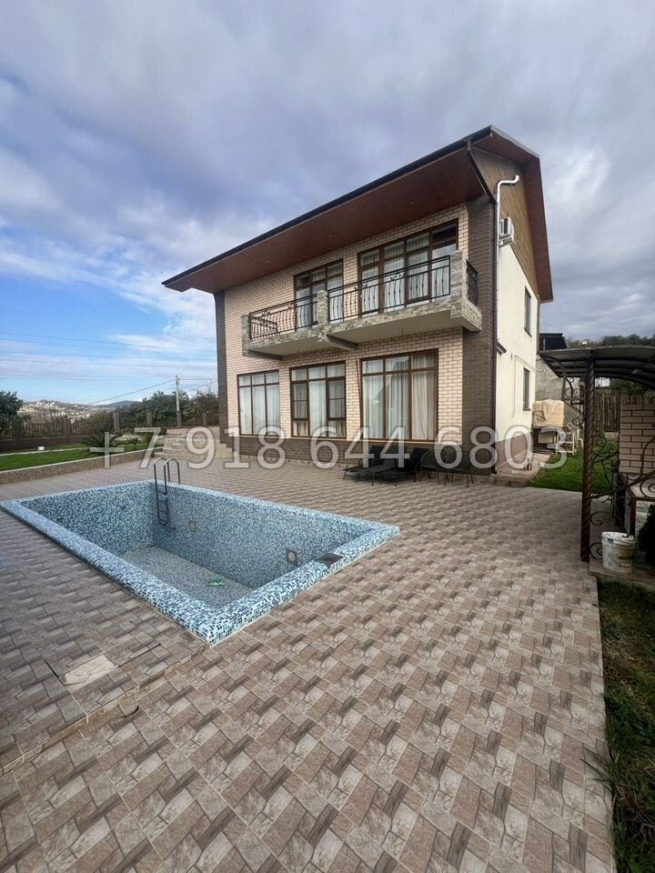 № 131 Б. Дом с ремонтом в Адлере  - миниатюра 1