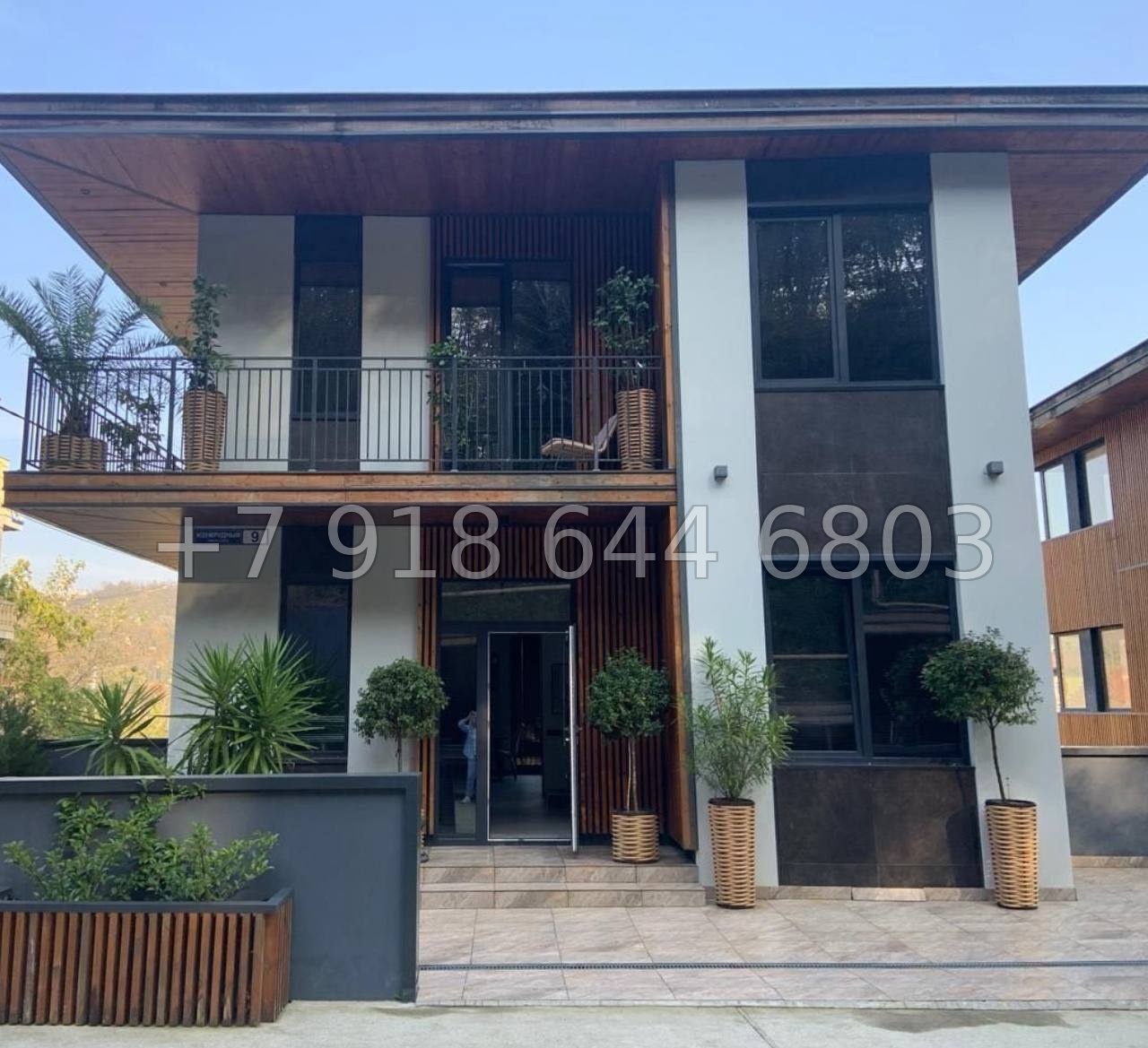 № 99 в. Дом в Адлере с новым ремонтом  - миниатюра 1