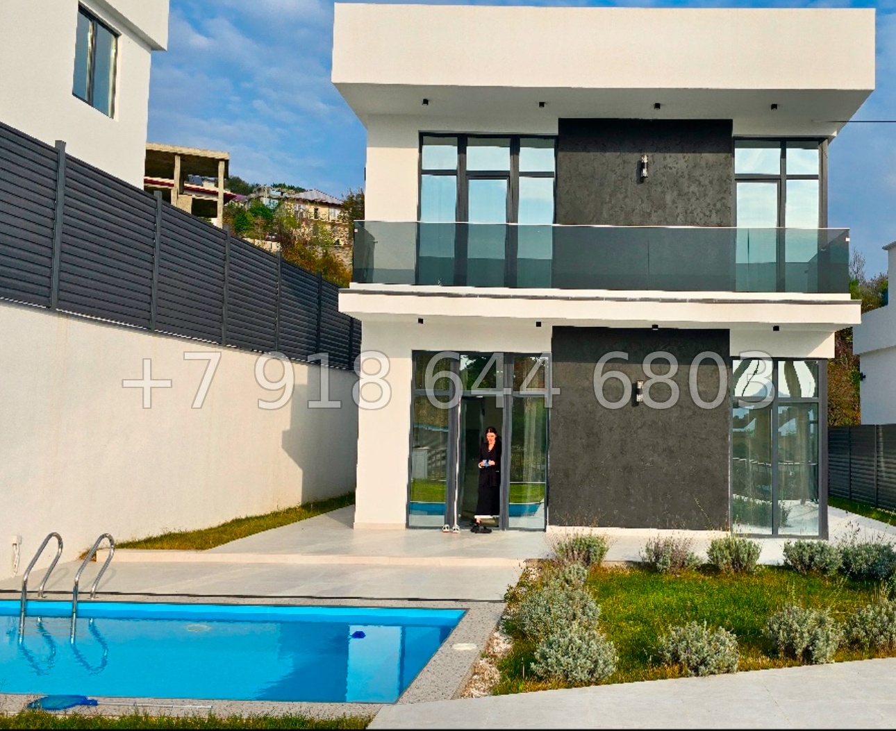 № 158 Б. Дом с ремонтом в Адлере  - миниатюра 1