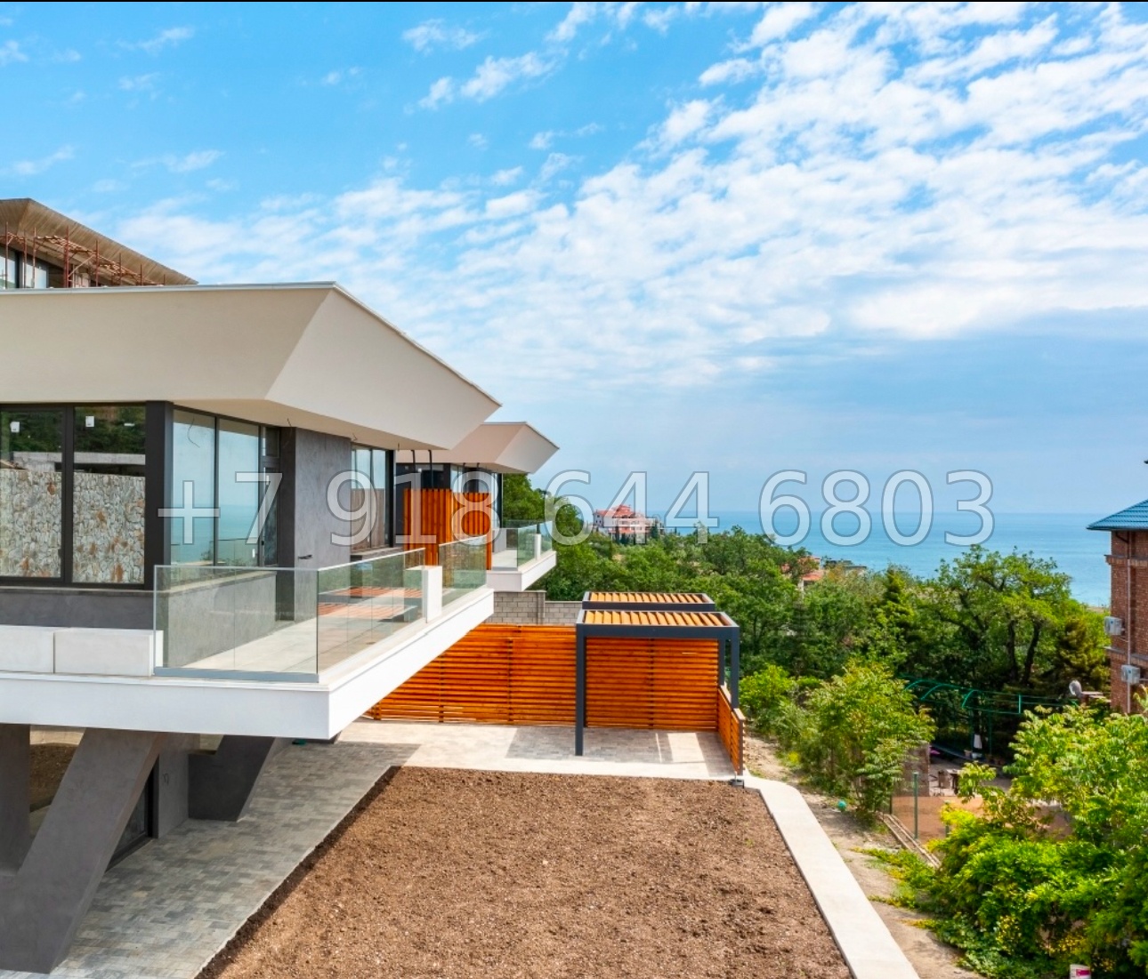 № 1н. Дом в Ялте. Современный и стильный Хайтек  - миниатюра 3