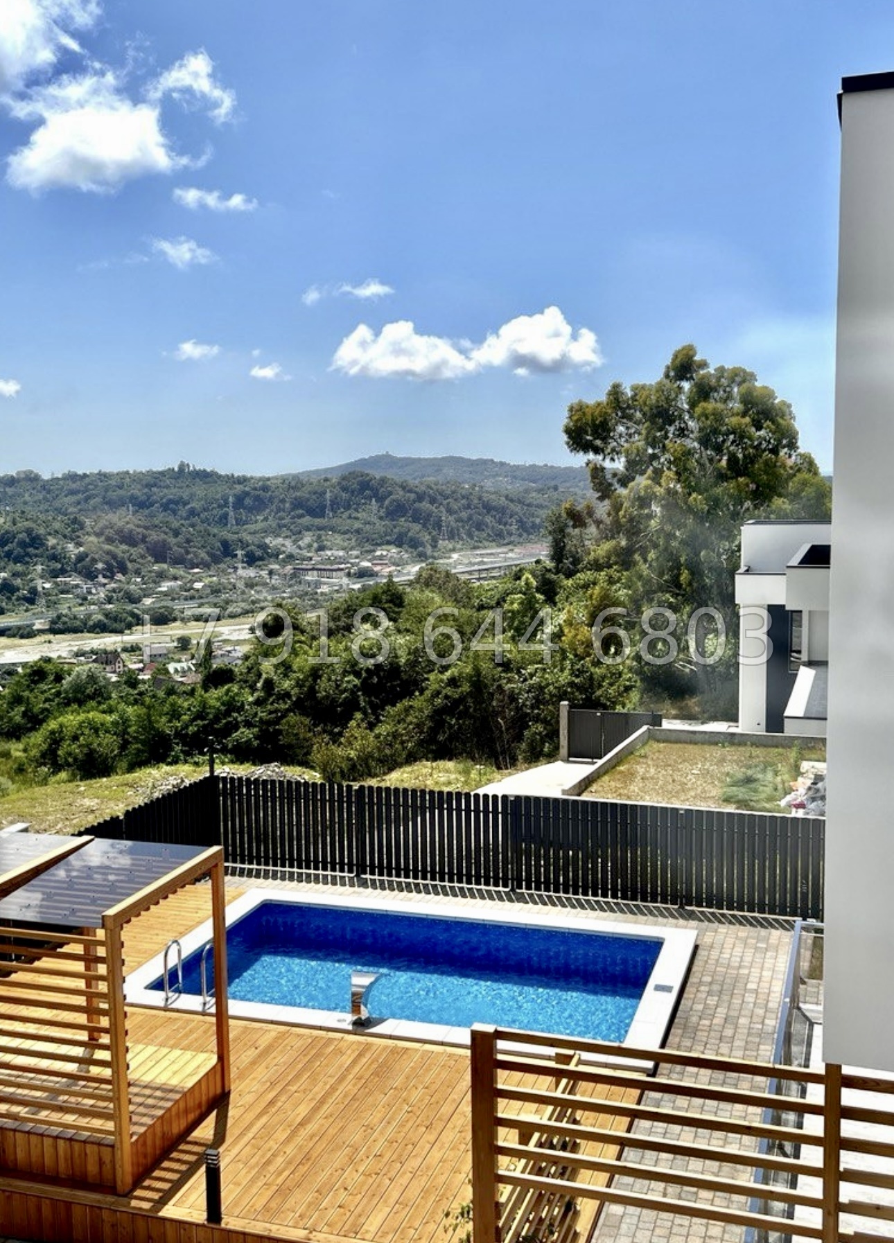 № 18 Б. Дом с бассейном в Адлере  - миниатюра 27