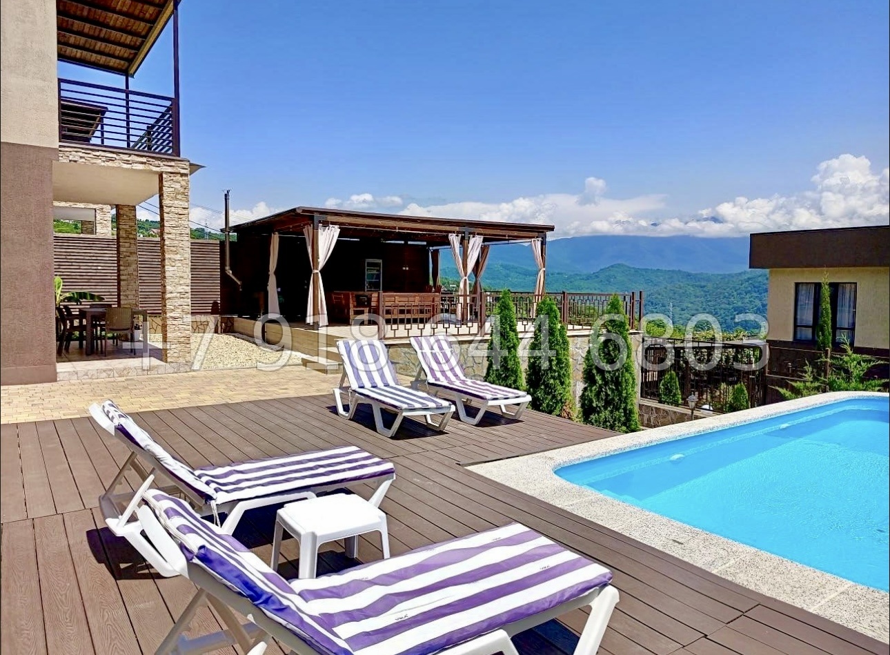 № 19 Б. Два дома с ремонтом в Адлере  - миниатюра 7