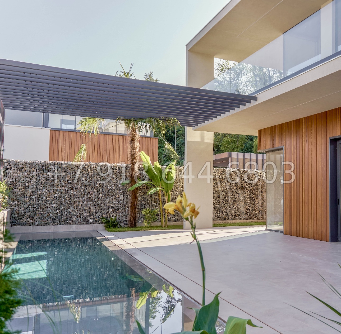 № 18 М. Дом с бассейном с красивым видом в Адлере  - миниатюра 1