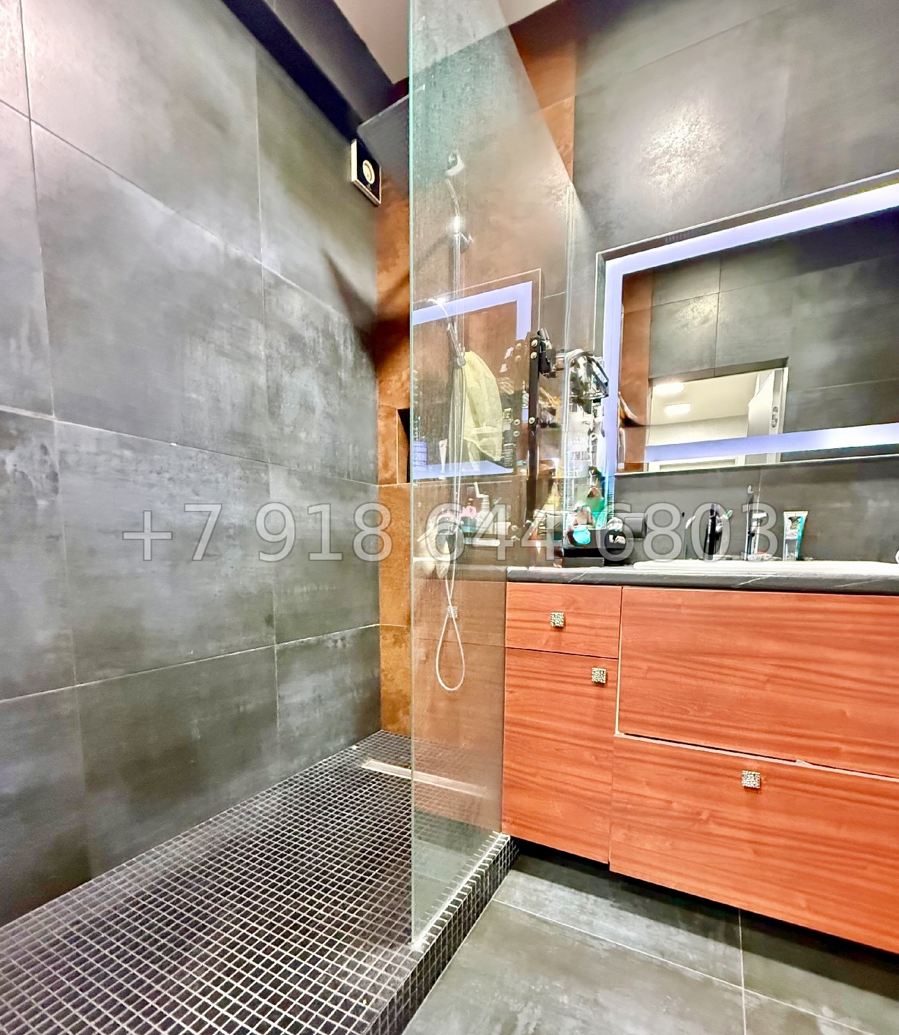 № 31р. Четырехкомнатная квартира с бассейном в Сочи  - миниатюра 3