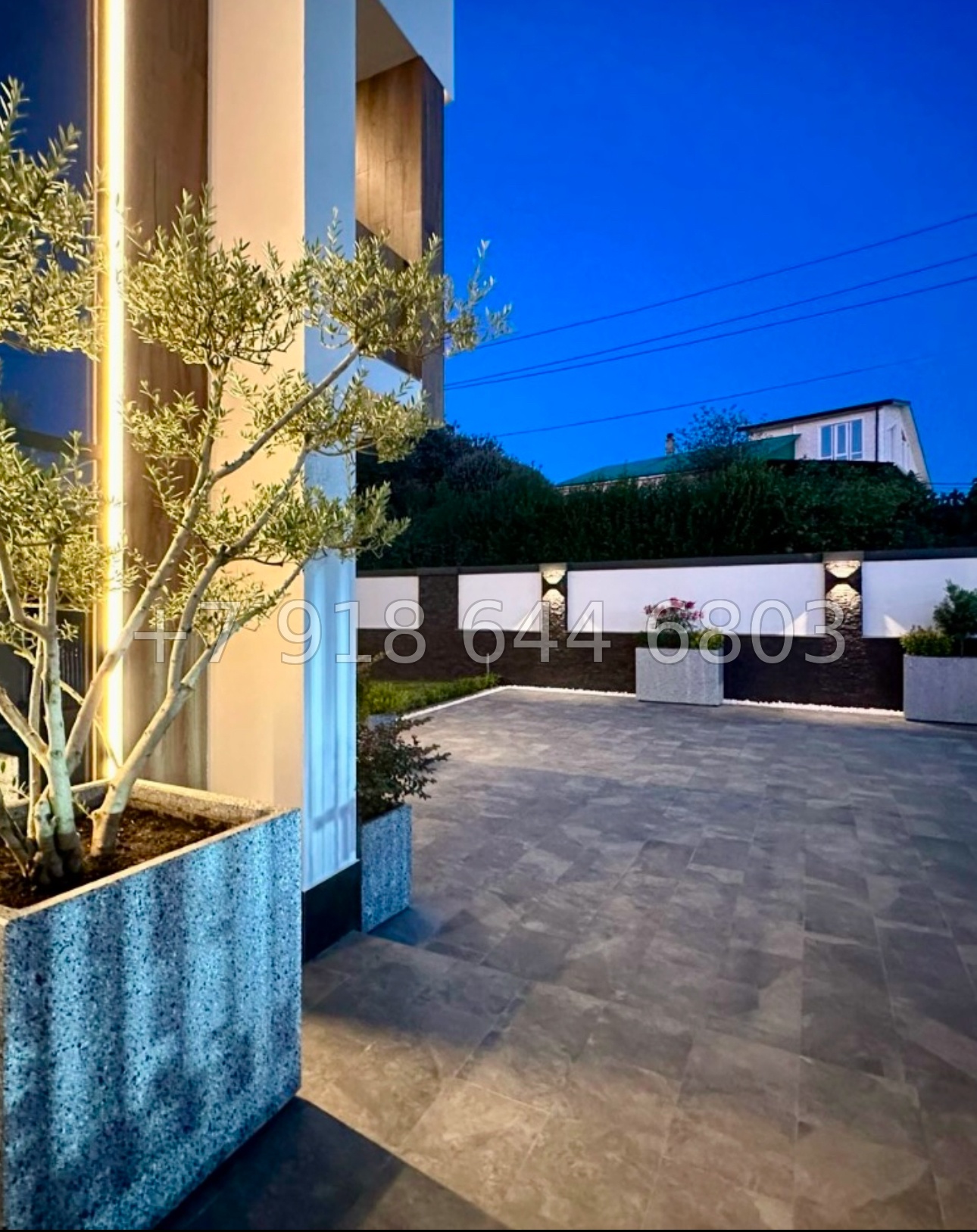 № 42 в. Современный дом рядом с Сириусом в Адлере  - миниатюра 13