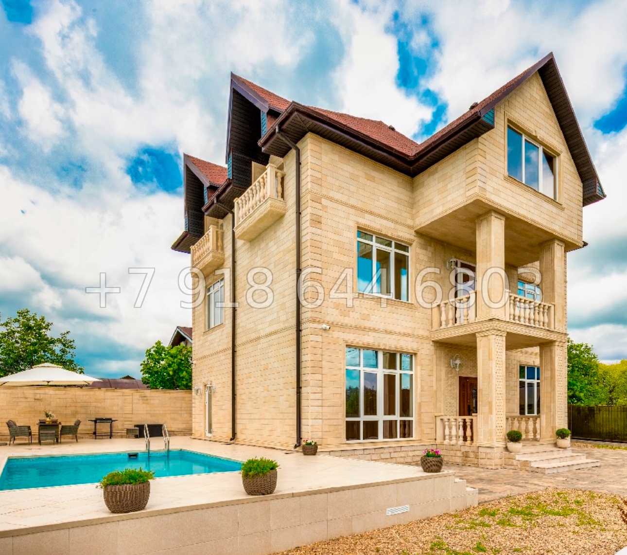 № 54 в. Дом с бассейном в Адлере. До моря рукой подать  - миниатюра 1