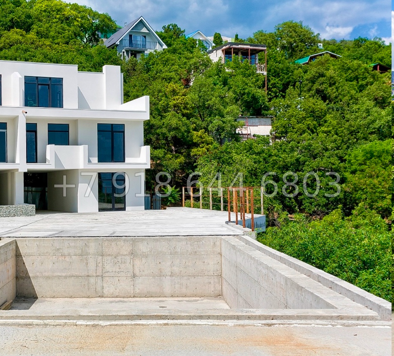 № 11 н. Таунхаусы в Ялте с видом на Чёрное море  - миниатюра 8