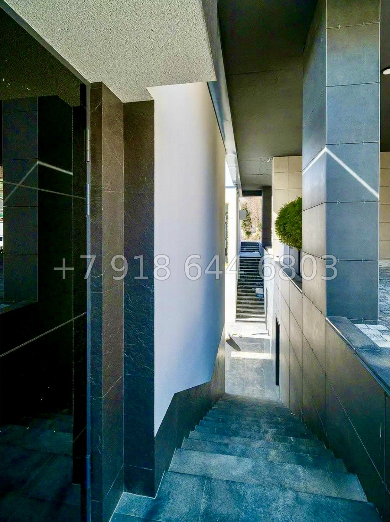 № 18 В. Два роскошных дома с бассейном и с прямым видом на море в Сочи  - миниатюра 33