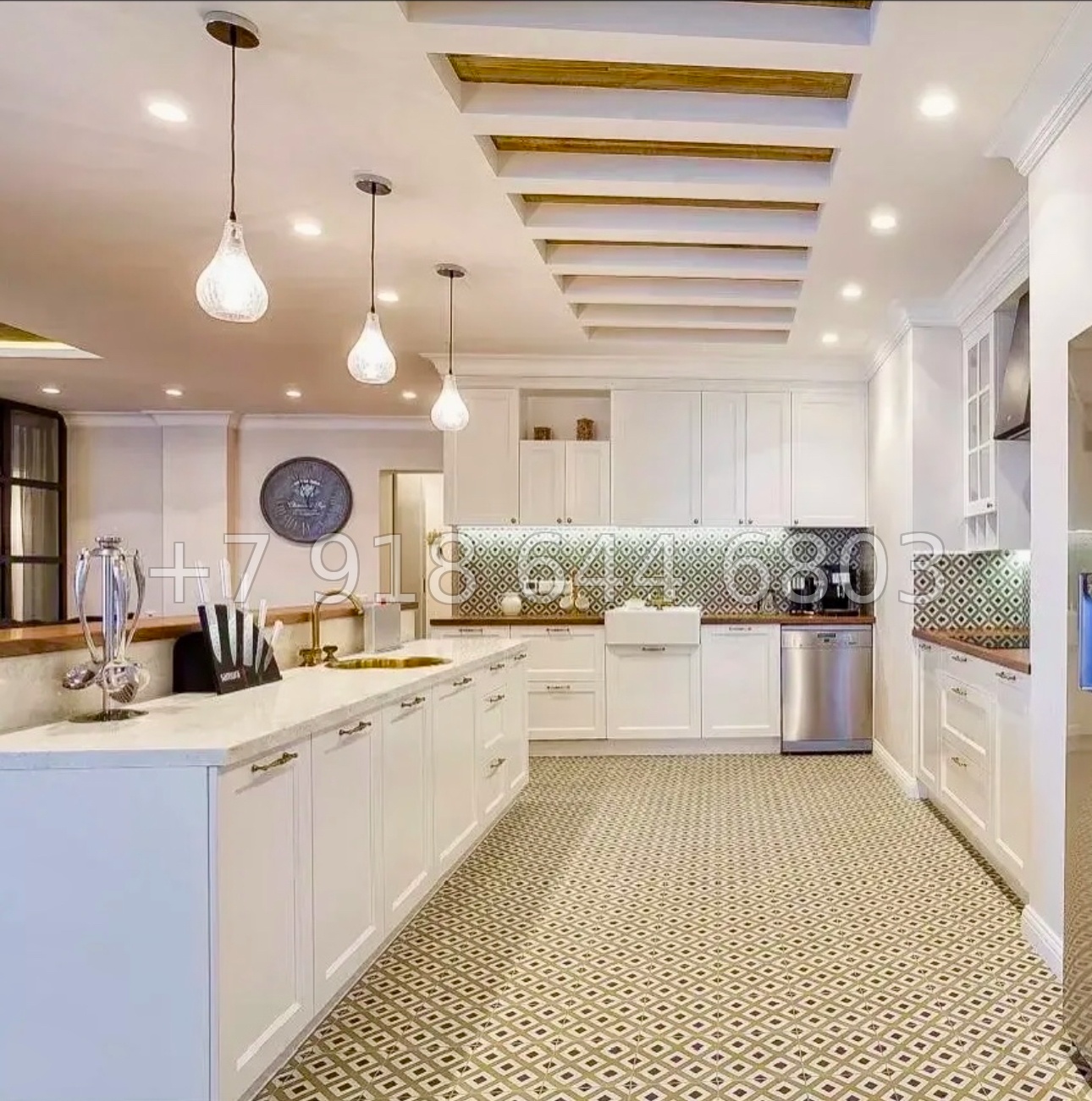 № 57 г. Четырехкомнатная квартира в Ялте  - миниатюра 7