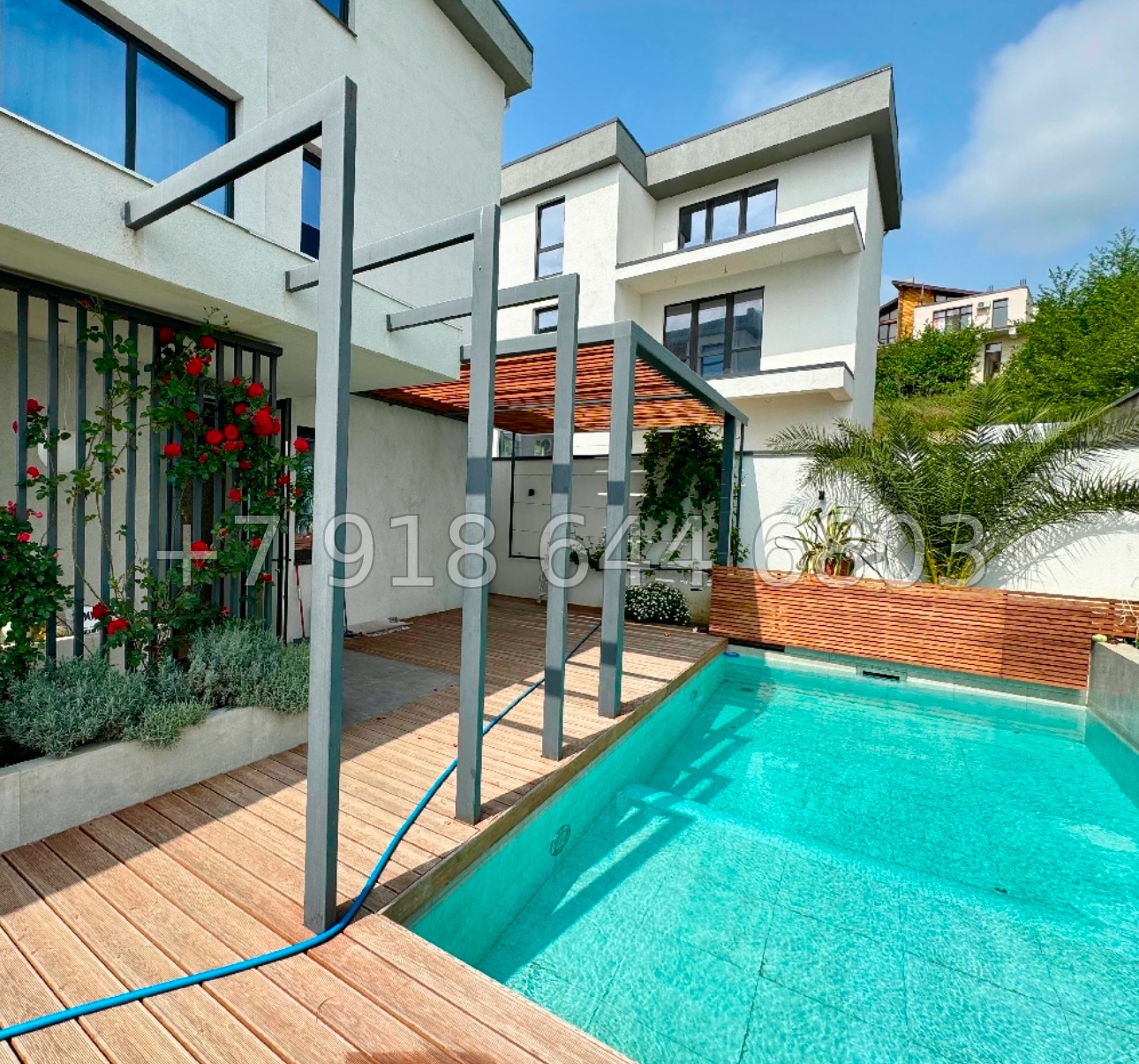 № 106 в. Дом с бассейном в Адлере с ремонтом  - миниатюра 1