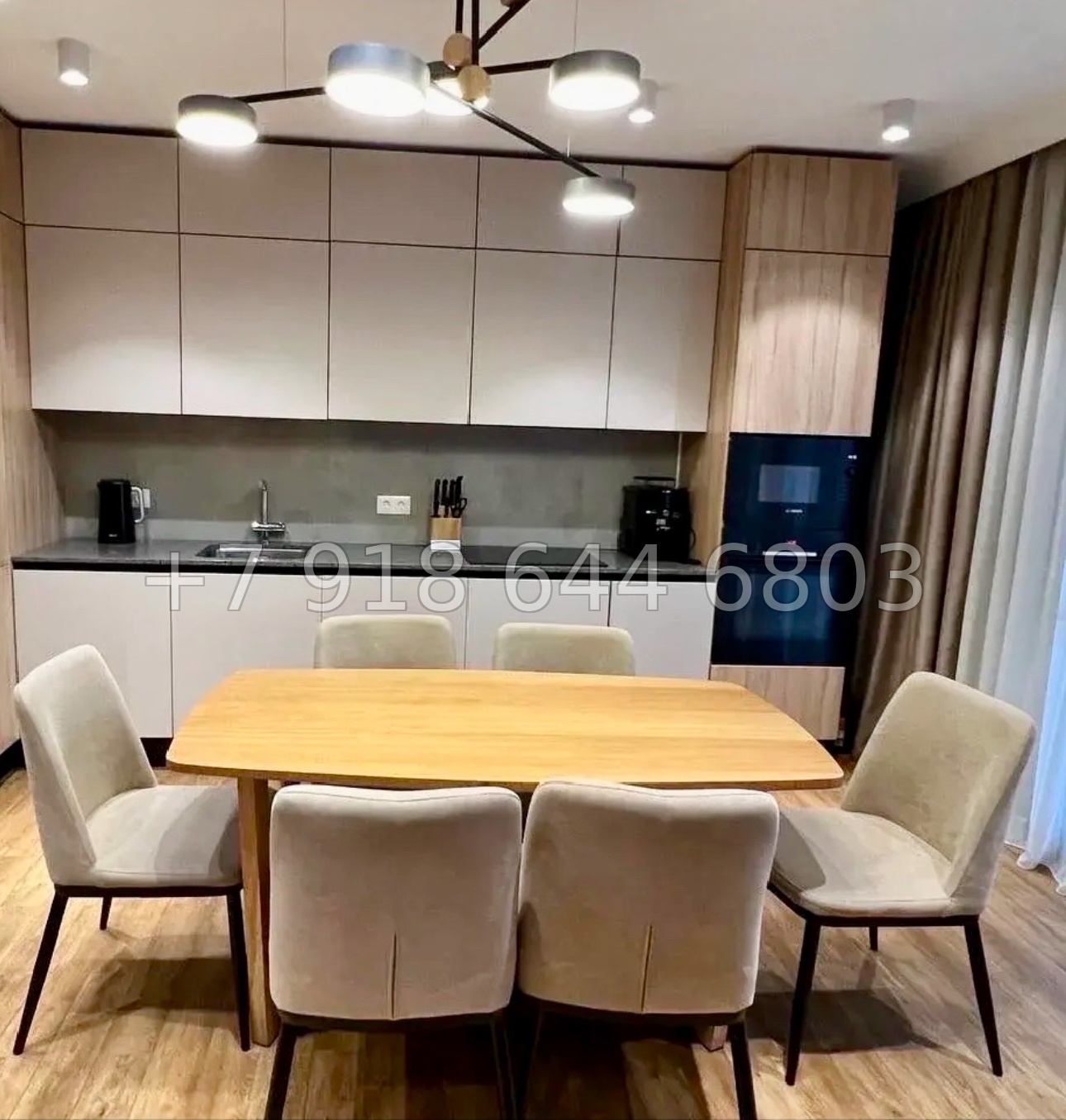 № 289 р. Квартира в самом центре города Сочи  - миниатюра 1