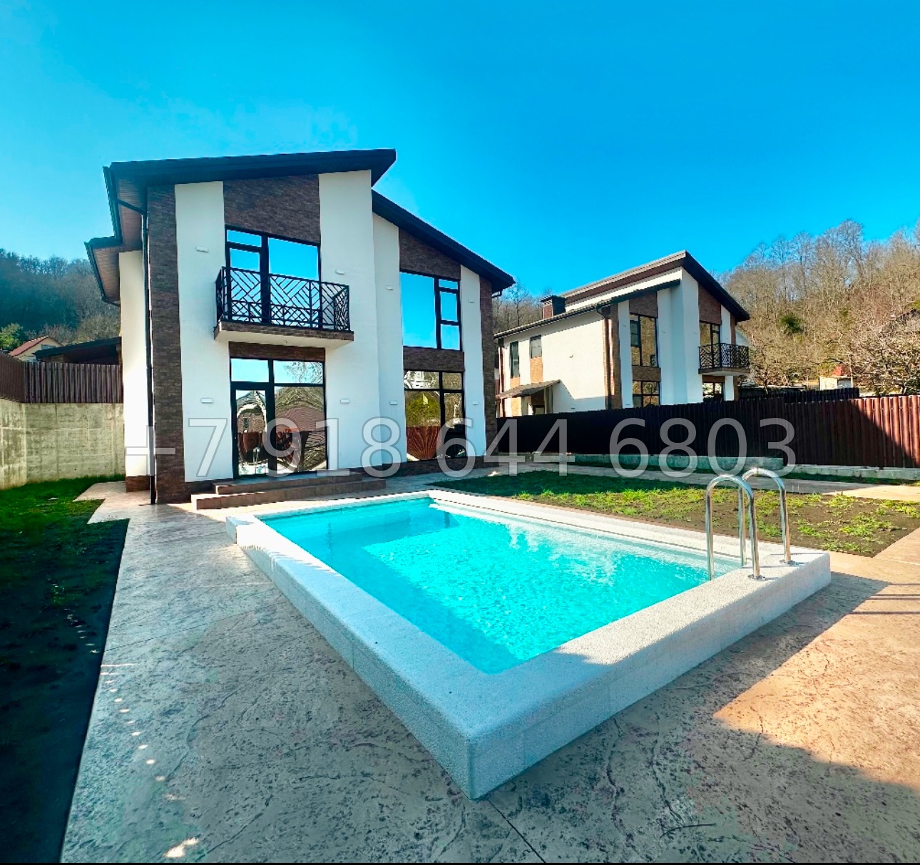 № 86 А. Дом с бассейном  - миниатюра 1