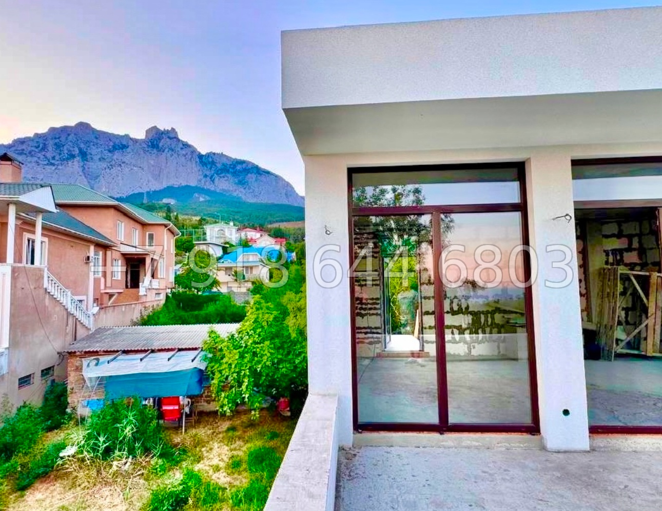 № 7 н. Дом в Ялте с гаражом и с видом на Чёрное море  - миниатюра 9