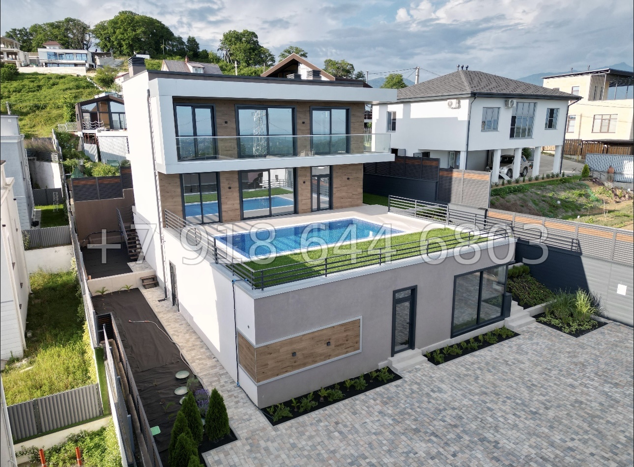 № 144 Б. Два дома в Адлере  - миниатюра 20