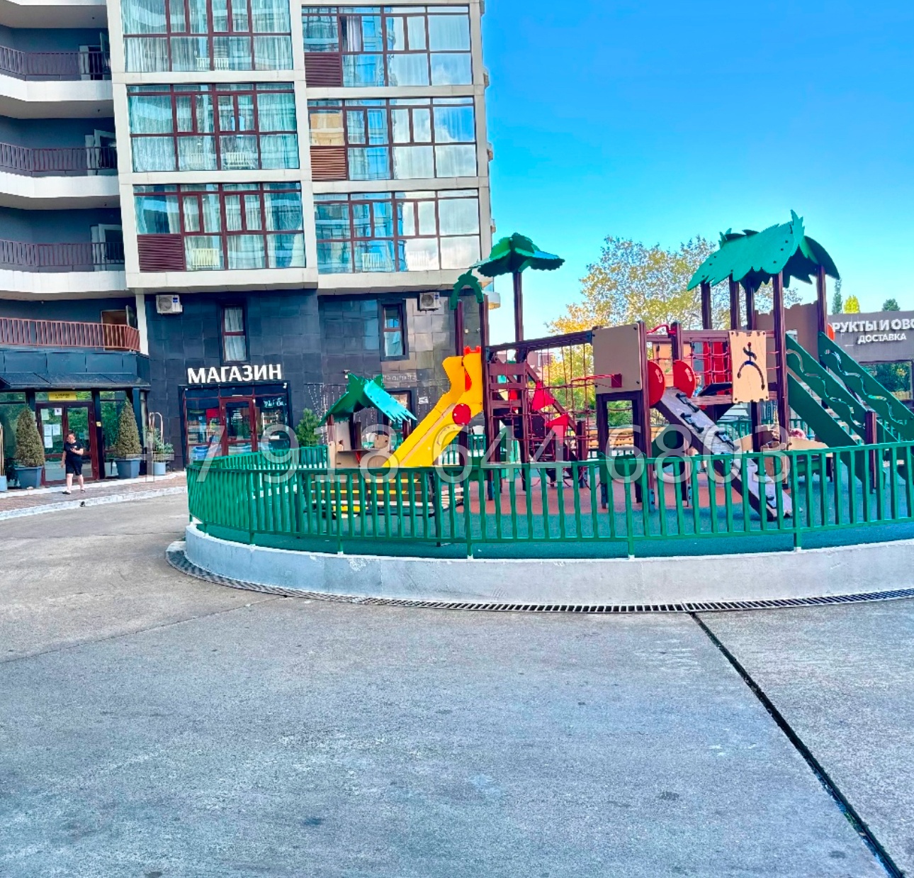 № 151р. Трёхкомнатная Квартира у парка Ривьера в центре города Сочи  - миниатюра 15