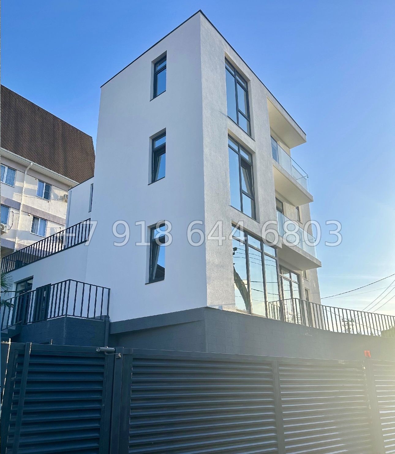 № 92 Б. Дом в центре города Сочи  - миниатюра 7