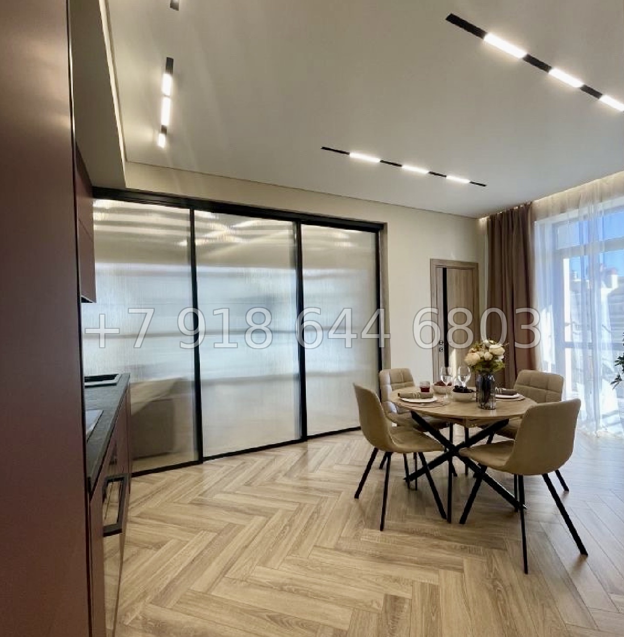 № 565 р. Квартира в самом центре города Сочи  - миниатюра 3