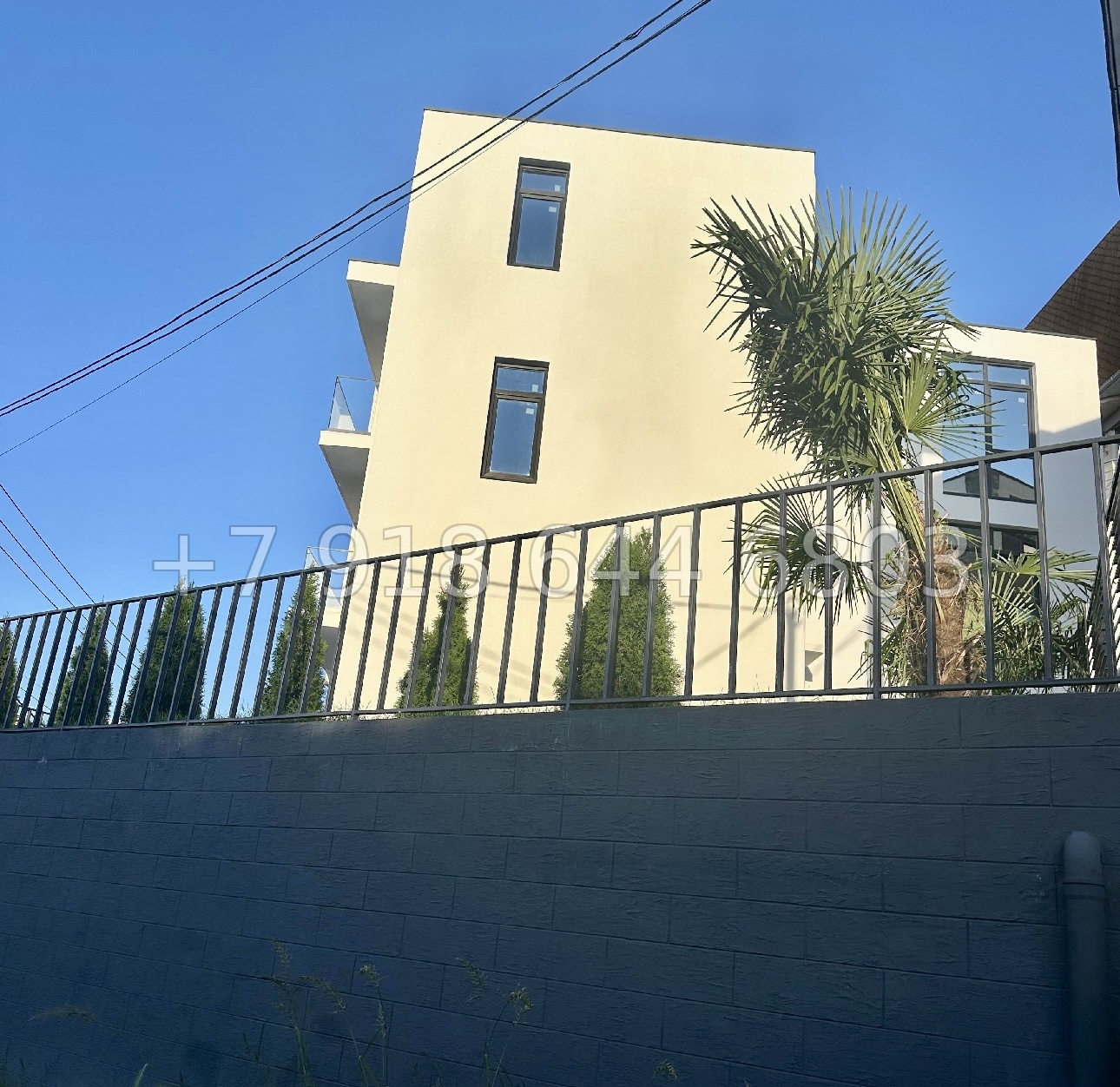 № 92 Б. Дом в центре города Сочи  - миниатюра 13