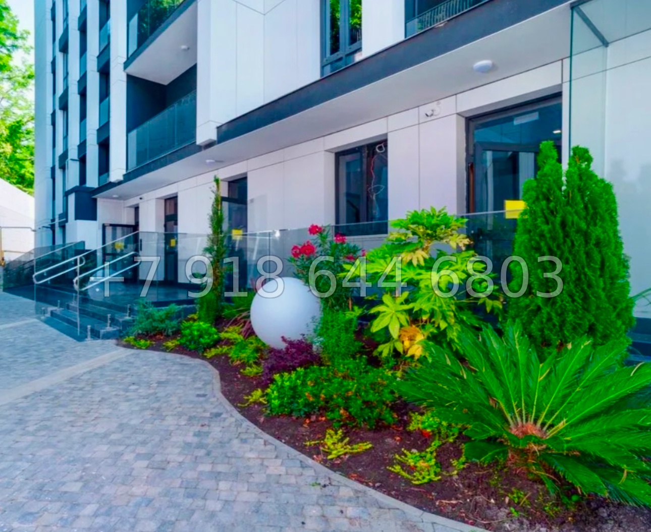 № 572 р. Квартира у парка Ривьера Сочи с бассейном  - миниатюра 27