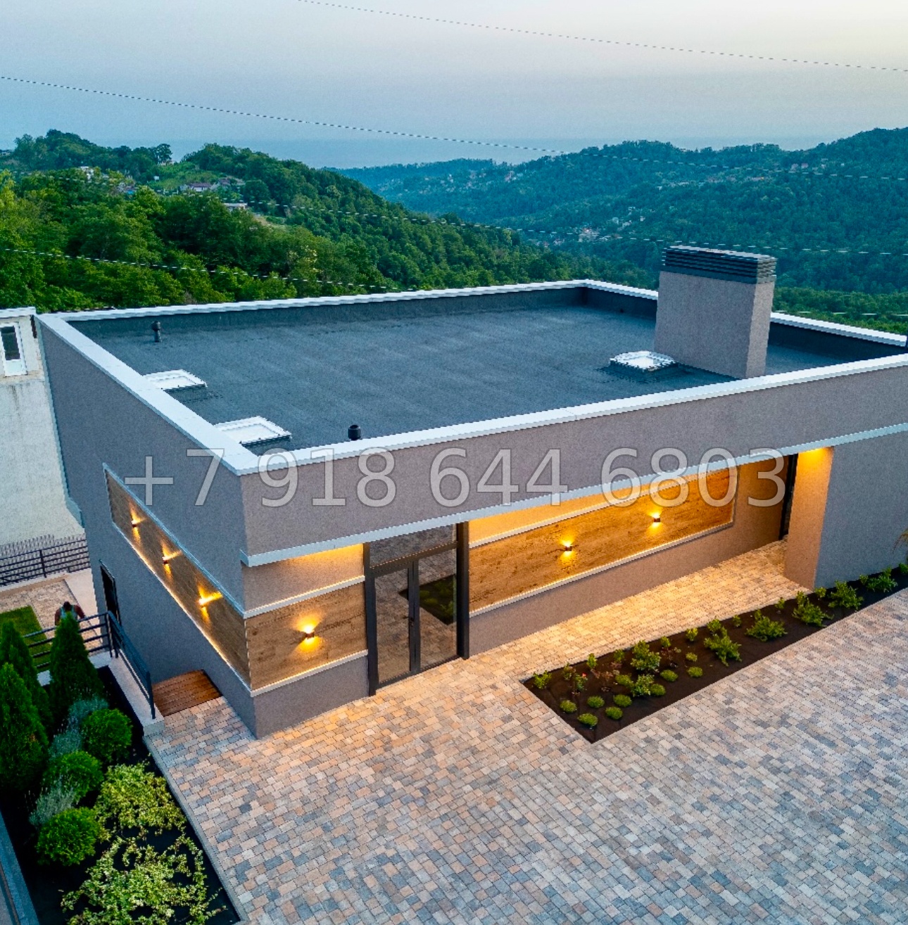 № 144 Б. Два дома в Адлере  - миниатюра 8